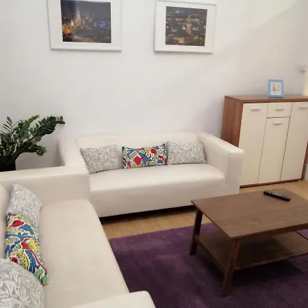 Апартаменты Filinhome Zmaj Jovina Нови-Сад