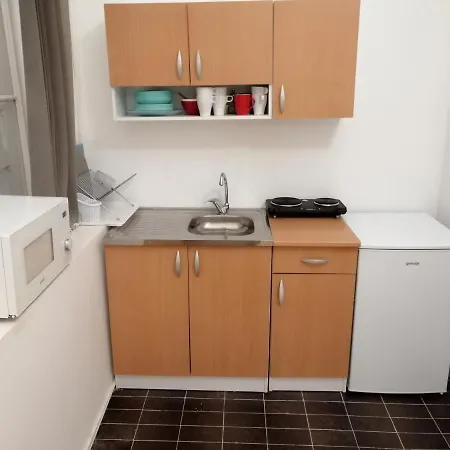 Filinhome Zmaj Jovina * Novi Sad