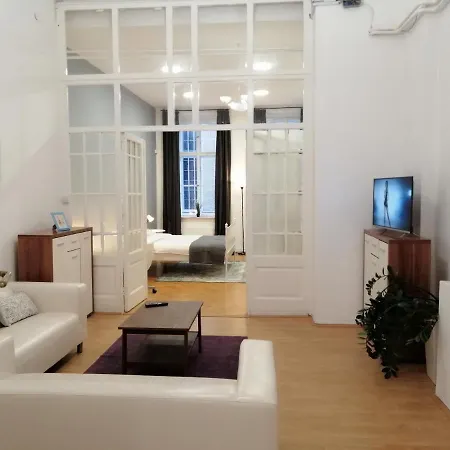 Filinhome Zmaj Jovina